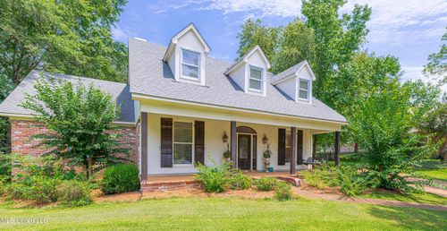 102 Westfield Rd, Ridgeland, MS, 39157-9750 | Card Image