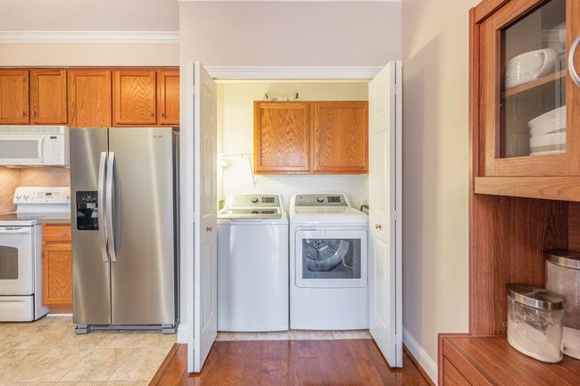 First Floor Privare laundry | Image 14