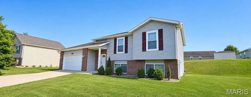 639 Olivia Dr, Cape Girardeau, MO, 63701-2742 | Card Image