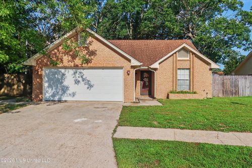 741 Whitney Dr, Biloxi, MS, 39532-3108 | Card Image