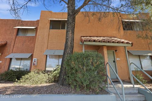 1105-2950 N Alvernon Way, Tucson, AZ, 85712-1458 | Card Image