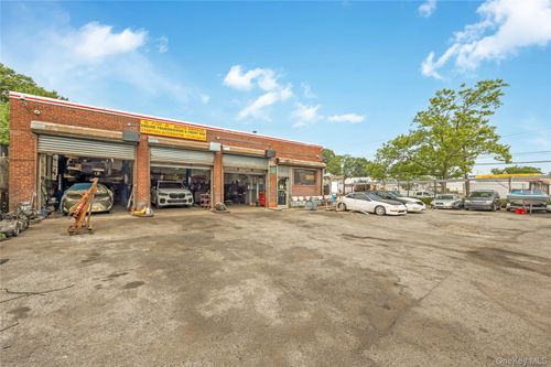11704 Sutphin Boulevard, New York, NY, 11434 | Card Image