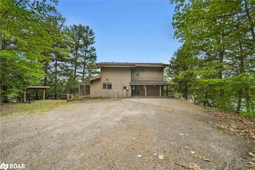 4 Limbert Lane S, McDougall, ON, P2A2W9 | Card Image