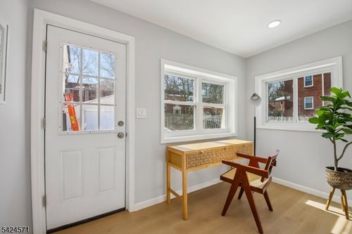 20 Edgar St, Summit, NJ, 07901-4724 | Card Image