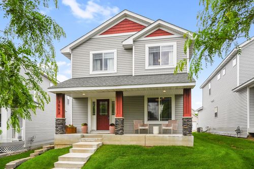 3062 Walden Dr, Chaska, MN, 55318-4585 | Card Image