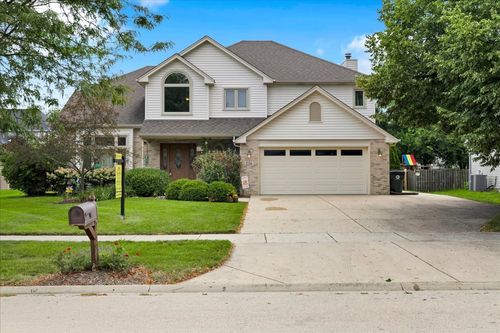 236 Isleview Dr, Oswego, IL, 60543-9210 | Card Image