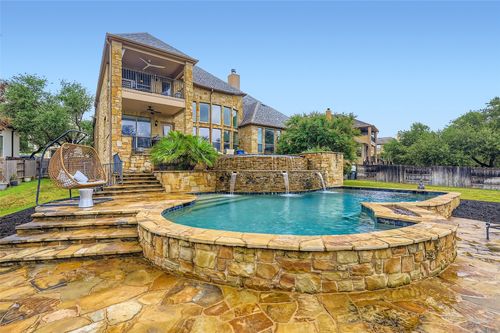 217 Emerald Ridge Dr, Austin, TX, 78732-1234 | Card Image