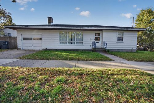 920 Zeisler St, La Crosse, WI, 54601-3104 | Card Image