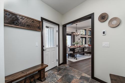 46 Partridge Rd, Ludlow, VT, 05149-3002 | Card Image