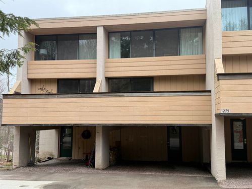 20-ab-1275 Notchbrook Rd, Stowe, VT, 05672-0015 | Card Image