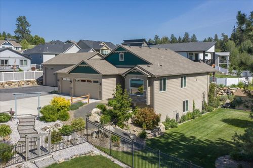 2818 S Sonora Dr, Spokane Valley, WA, 99037-5107 | Card Image