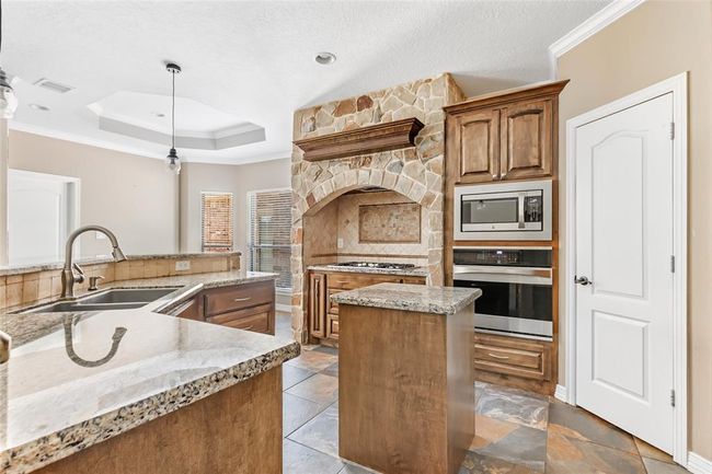 27339 Fairway Crossings Dr, House other with 4 bedrooms, 2 bathrooms and 2 parking in Huffman TX | Image 24
