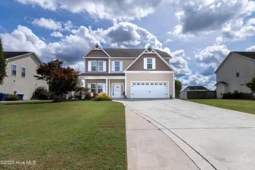 126 Landover Dr, Richlands, NC, 28574-8417 | Card Image