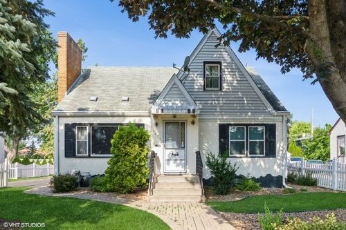 1421 Mackubin St, Saint Paul, MN, 55117-4254 | Card Image