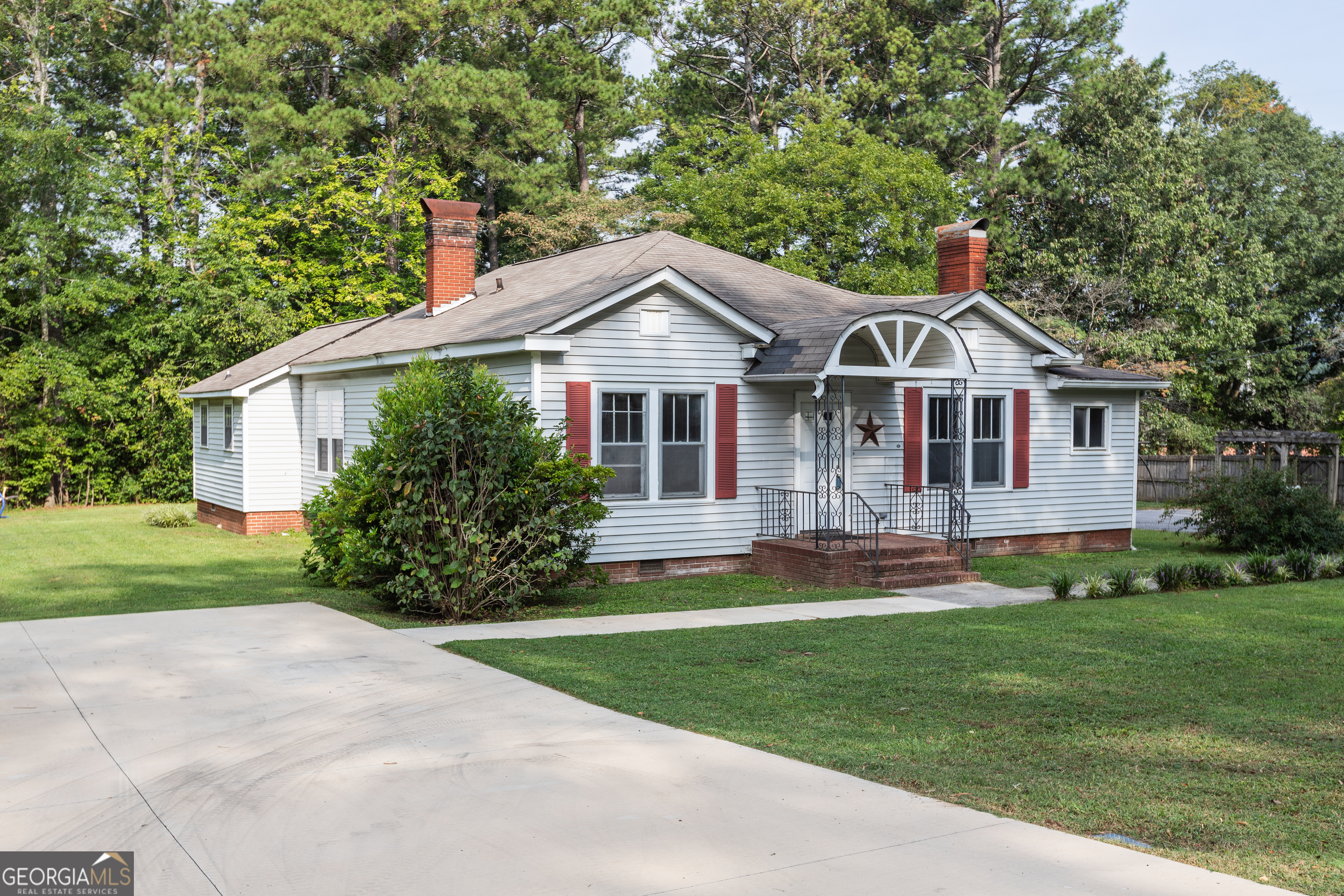 Tyler St, Summerville, GA 30747