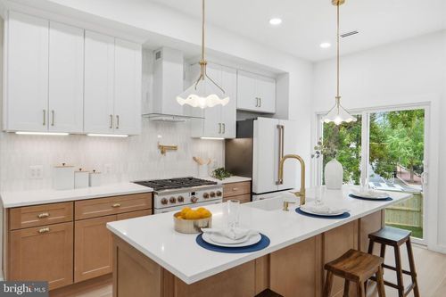 1827 Vermont Ave Nw, WASHINGTON, DC, 20001-5005 | Card Image