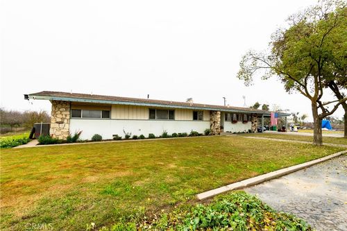 25565 Road 13, Chowchilla, CA, 93610-9095 | Card Image