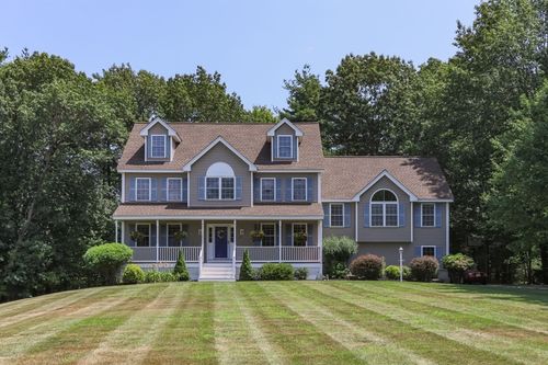 100 Adams St, Dunstable, MA, 01827-1638 | Card Image