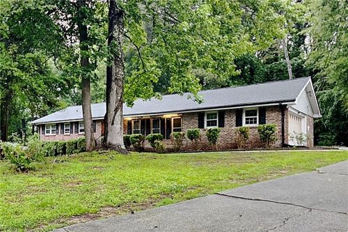 2755 Hickory Cir, Snellville, GA, 30078-3603 | Card Image