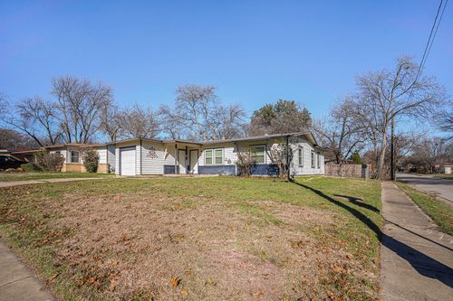 2009 Cloverdale St, Arlington, TX, 76010-7619 | Card Image