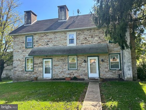 75 Western Ave, PARKESBURG, PA, 19365-9162 | Card Image