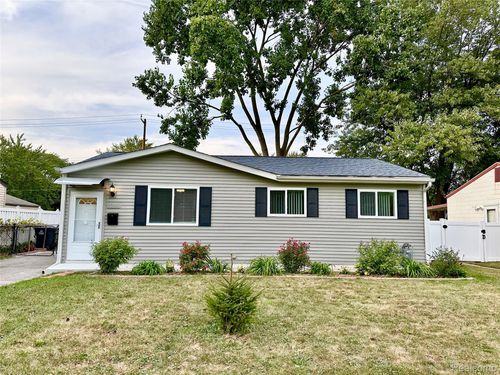 32140 Palmer Rd, Westland, MI, 48186-4759 | Card Image