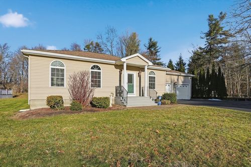 34 Doyle Rd, Holden, MA, 01520-1921 | Card Image