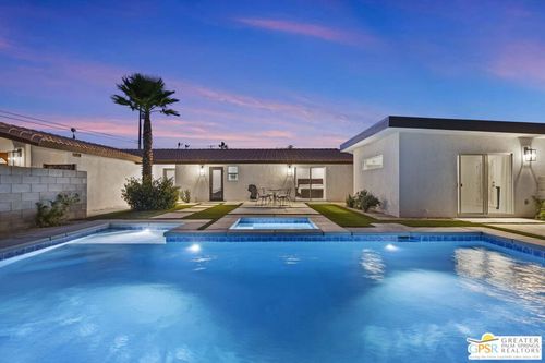 2800 E San Juan Rd, Palm Springs, CA, 92262-3943 | Card Image