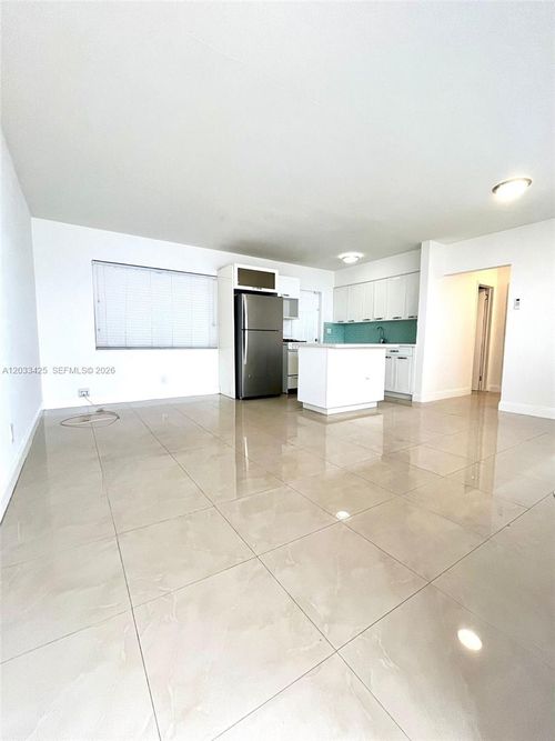 3-2031 Jackson St, Hollywood, FL, 33020-7834 | Card Image