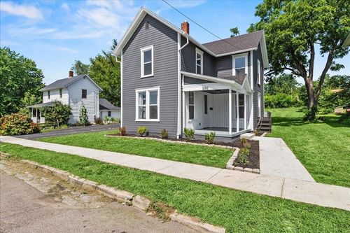 106 W Race St, Mechanicsburg, OH, 43044-1126 | Card Image