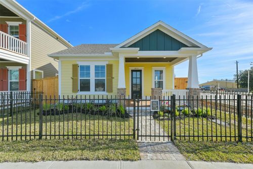 2515 Houston Ave, Pearland, TX, 77581-4231 | Card Image