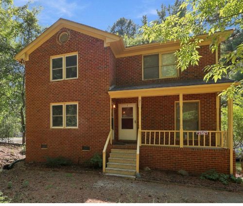 a-371 Umstead Dr, Chapel Hill, NC, 27516-1810 | Card Image