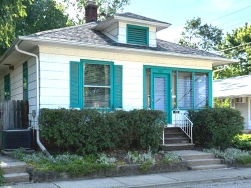 605 S Walnut Street, Urbana, IL, 61801 | Card Image