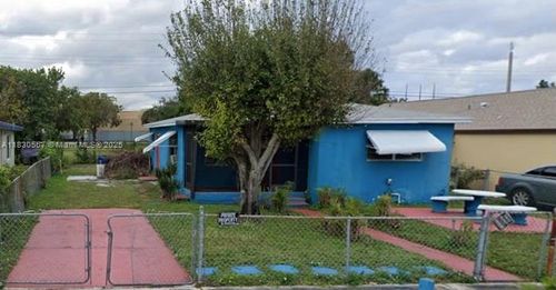 1344 W 10th St, Riviera Beach, FL, 33404-6619 | Card Image