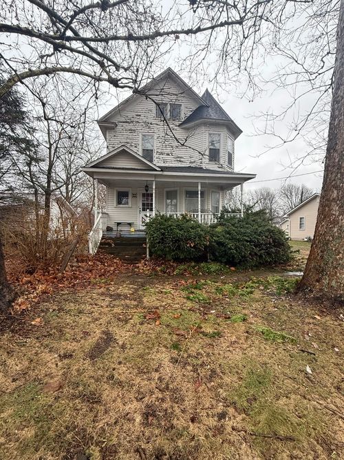 428 N Washington St, Cerro Gordo, IL, 61818-4036 | Card Image