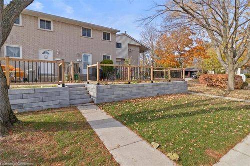 2-11 Colmar Pl, Hamilton, ON, L9H4L1 | Card Image