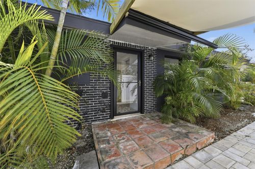 8456 Midnight Pass Rd, Sarasota, FL, 34242-2706 | Card Image