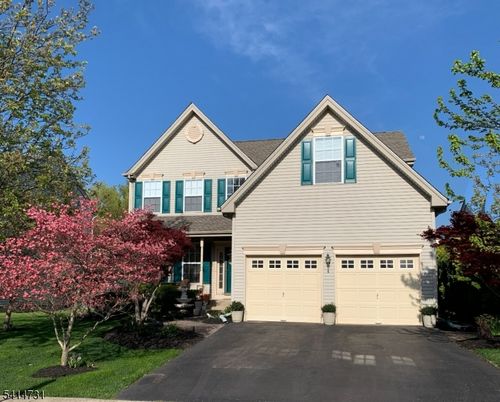 8 Schaal St, Bridgewater, NJ, 08807-5723 | Card Image