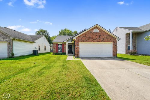 5903 Brookville Lake Dr, Indianapolis, IN, 46254-5952 | Card Image