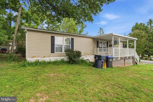1 Orchard Ln, Spring City, PA, 19475-9631 | Card Image