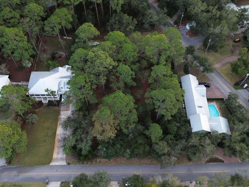 10 Bay Circle Dr, Santa Rosa Beach, FL, 32459-3352 | Card Image