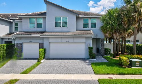 1041 Rio Ct, Deerfield Beach, FL, 33064-2052 | Card Image