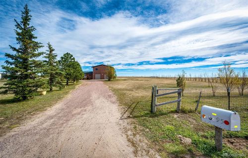16895 Oil Well Rd, Ramah, CO, 80832-9427 | Card Image