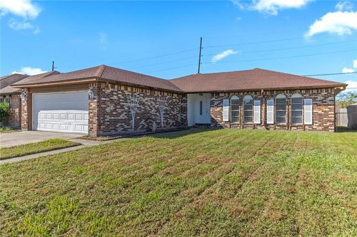 2440 W Sunny Meade Dr, Harvey, LA, 70058-2143 | Card Image