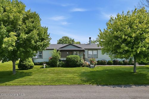 79-2315 W Pellinore Way, Post Falls, ID, 83854-8187 | Card Image