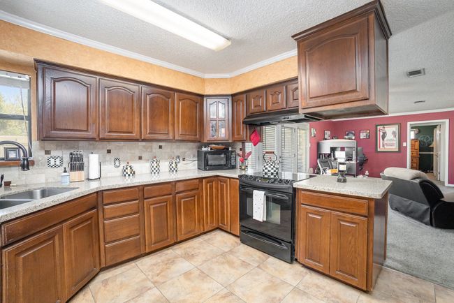 1128 Mason Dr, House other with 3 bedrooms, 2 bathrooms and null parking in Hurst TX | Image 13