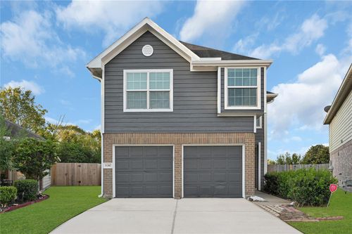 11242 Valley Kings Dr, Houston, TX, 77089-5656 | Card Image