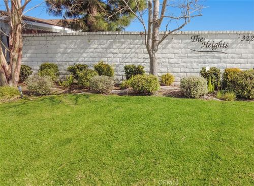 unit-c-322 Ogle St, Costa Mesa, CA, 92627-4743 | Card Image