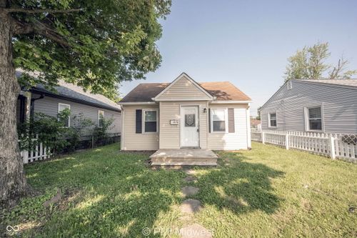 74 2nd Ave, Beech Grove, IN, 46107-1304 | Card Image