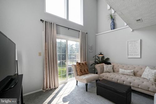 111-12-3650 Castle Ter, SILVER SPRING, MD, 20904-4710 | Card Image